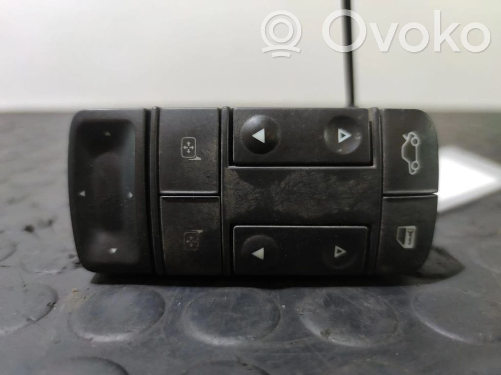 Opel Vectra B Electric window control switch 