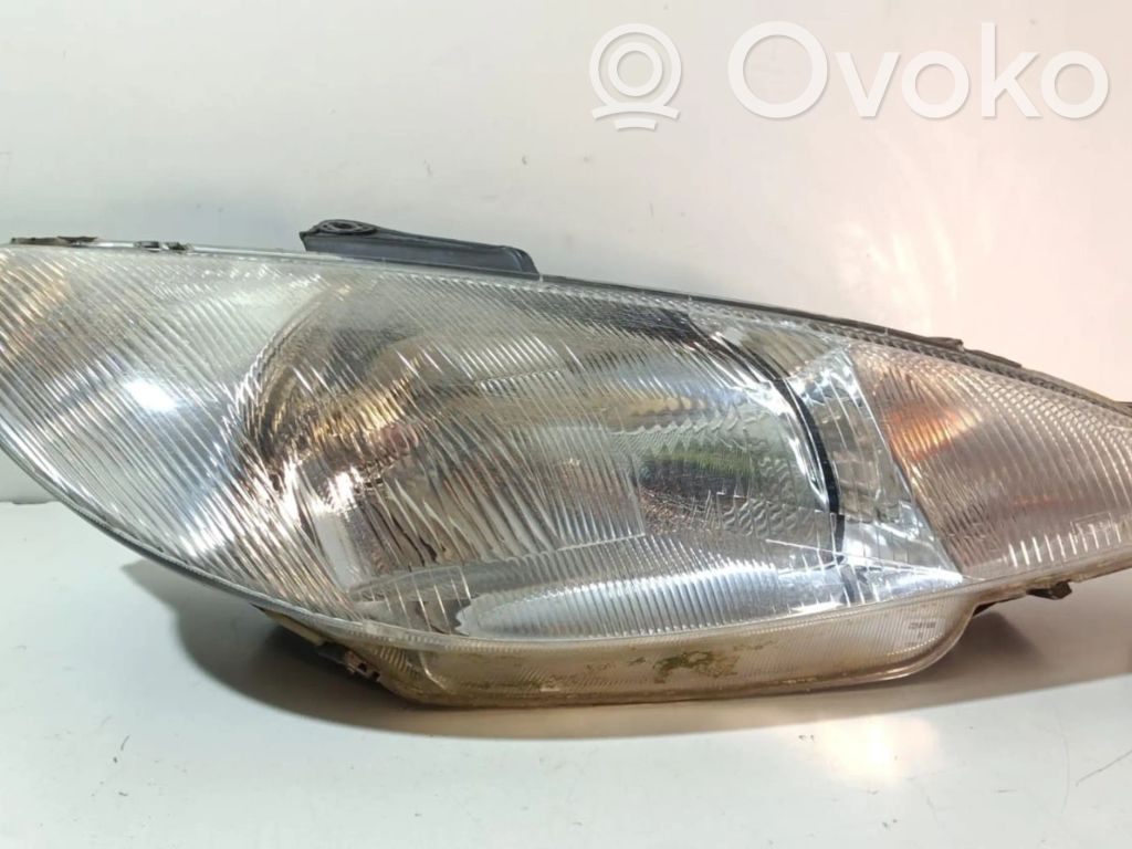 Peugeot 206+ Headlight/headlamp 