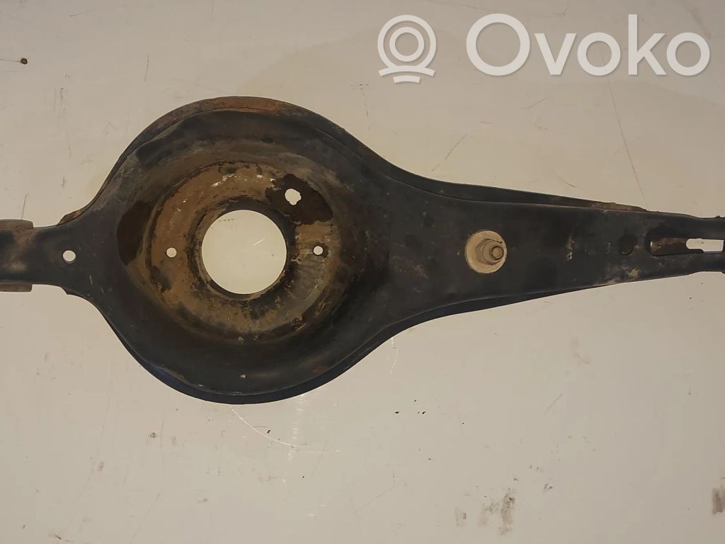 Rear control arm