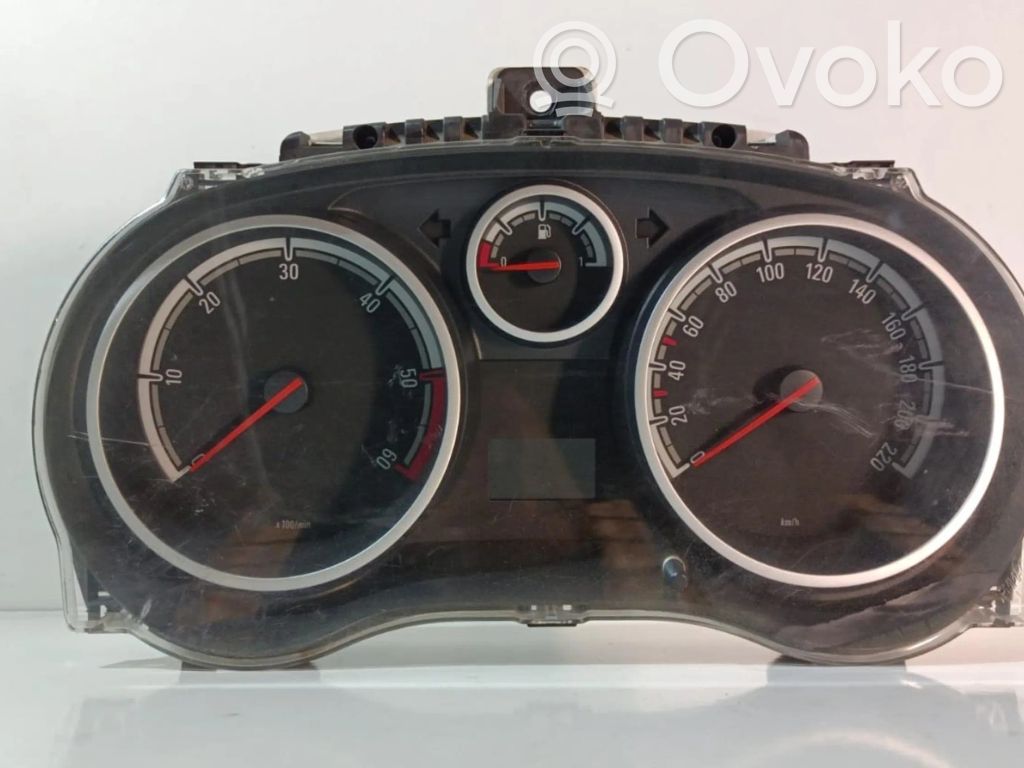 Opel Corsa D Nopeusmittari (mittaristo) 