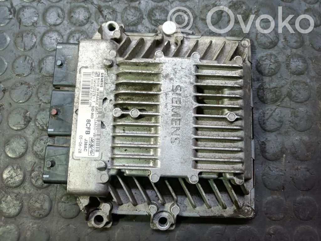 Engine control unit/module ECU   6M5112A650VB