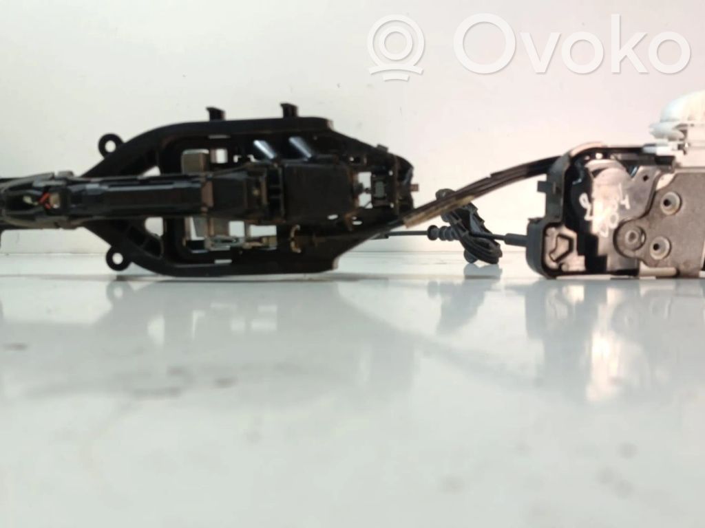 Etuoven lukko   E01940105