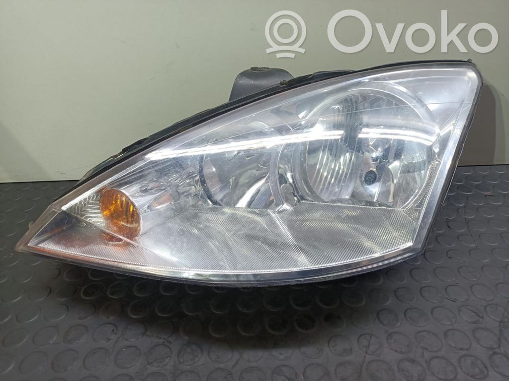 Ford Focus Headlight/headlamp 