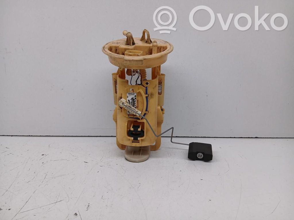 BMW 3 E46 Bomba interna de combustible 