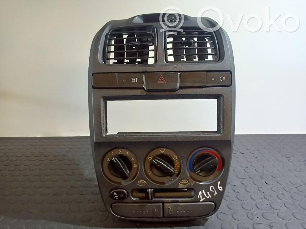 Climate control unit   84741