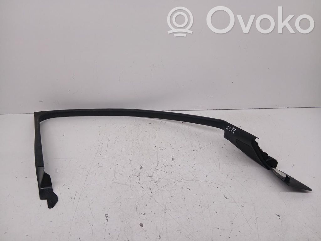 BMW X1 E84 Osłona tylnej klapy 
