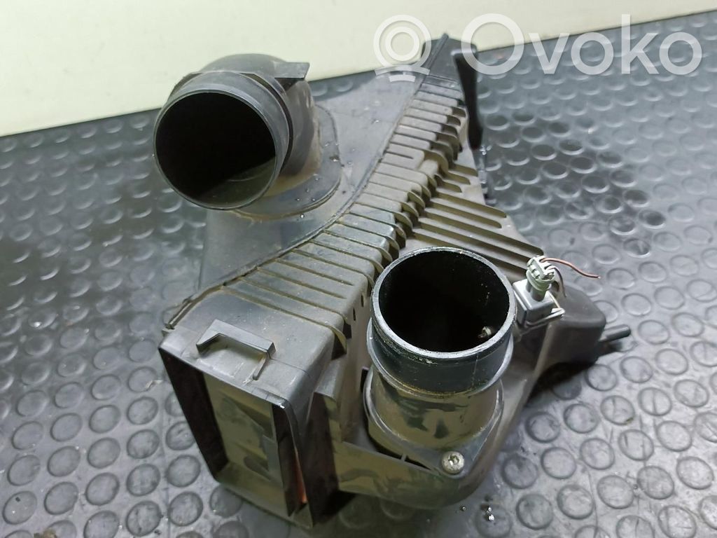 Renault Clio I Air filter 