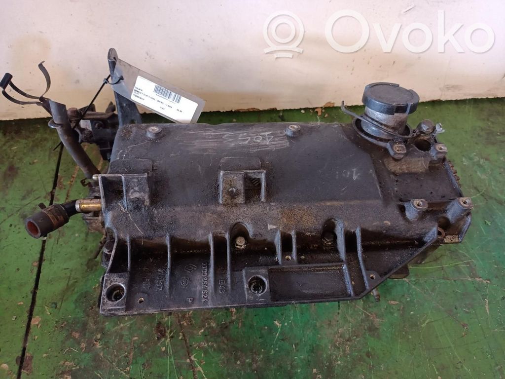 Renault Clio II Engine head 