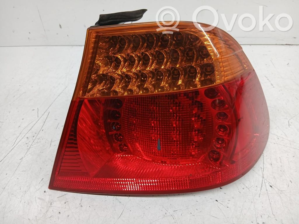BMW 3 E46 Galinis žibintas kėbule 