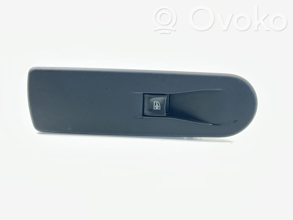 Renault Clio IV Interruptor del elevalunas eléctrico 