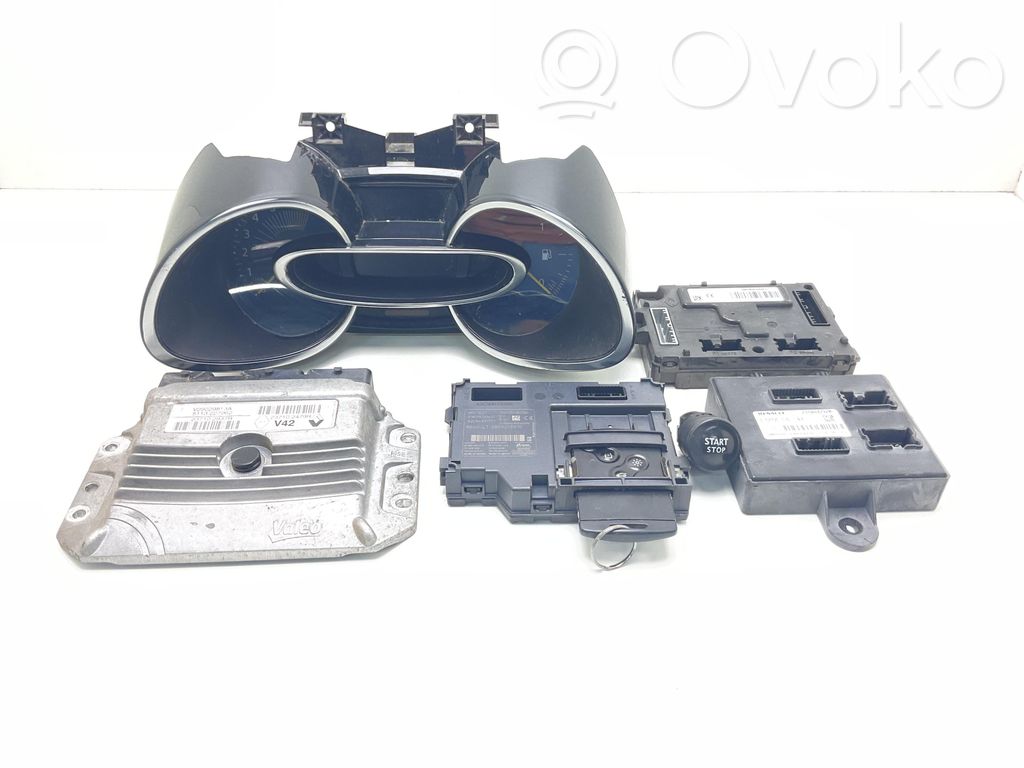 Renault Clio IV Engine ECU kit and lock set 