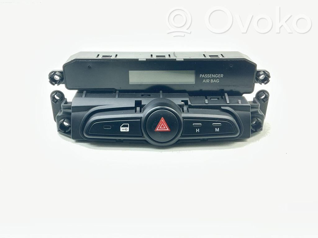Hyundai ix20 Botón interruptor de luz de peligro 