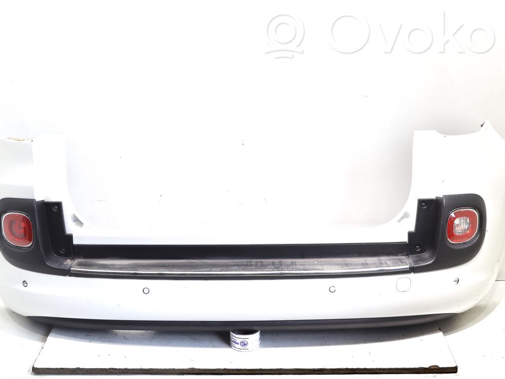 Fiat 500L Parachoques 