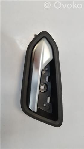 Renault Clio IV Manecilla interna puerta trasera 