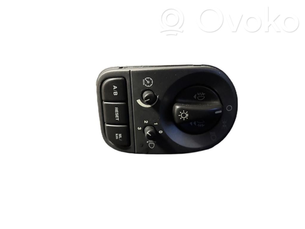 Light switch   4X4311654AB