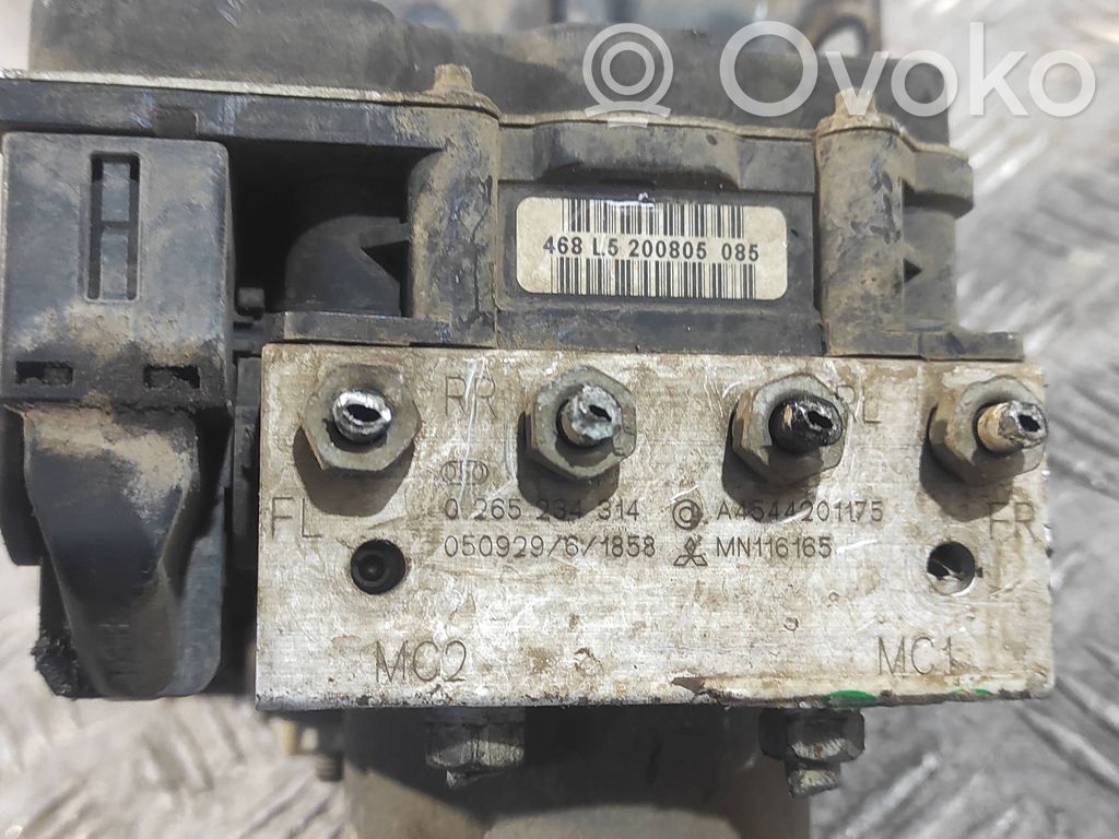 Mitsubishi Colt ABS bloks 