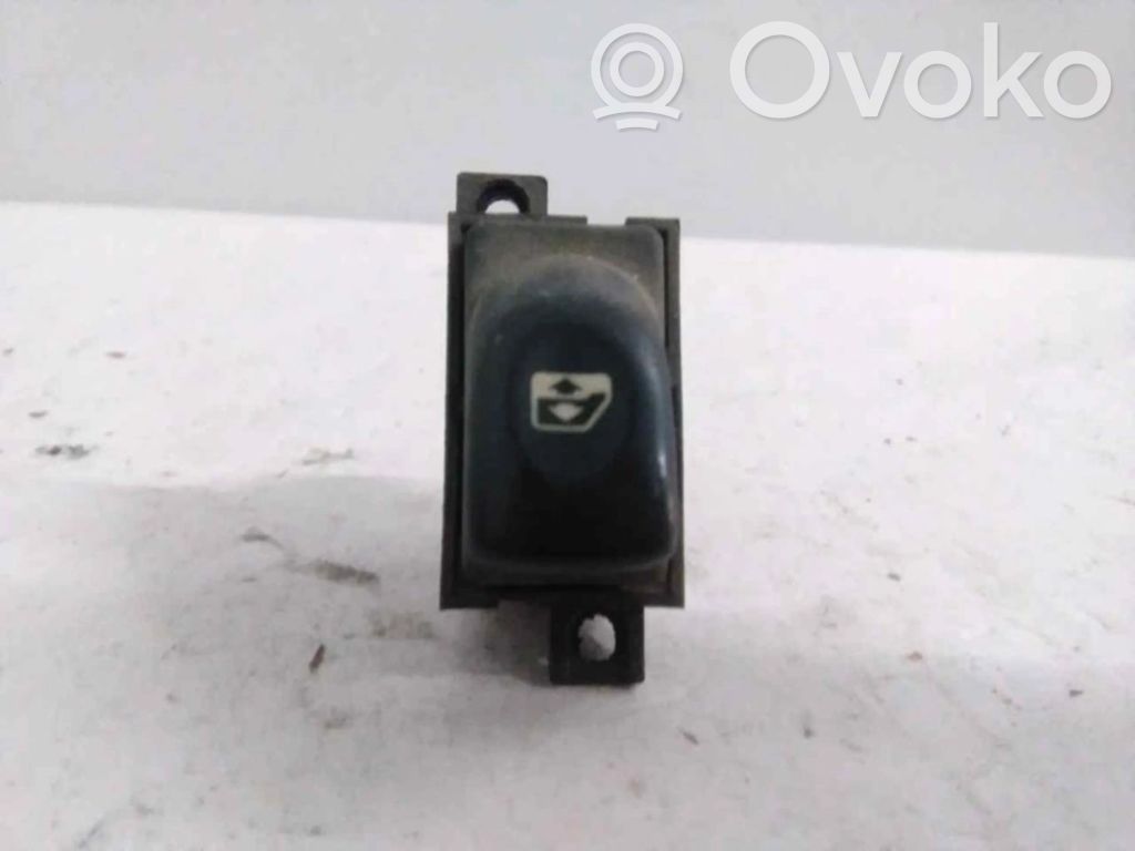 Renault Laguna II Electric window control switch 