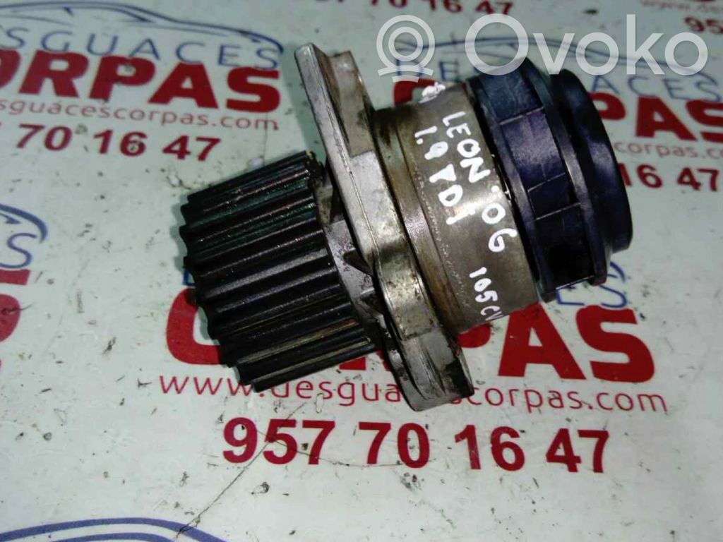 Seat Leon (1P) Pompă apă 