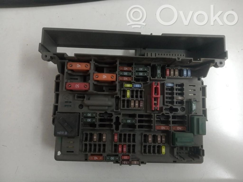 Módulo de fusible   911944502,911944502