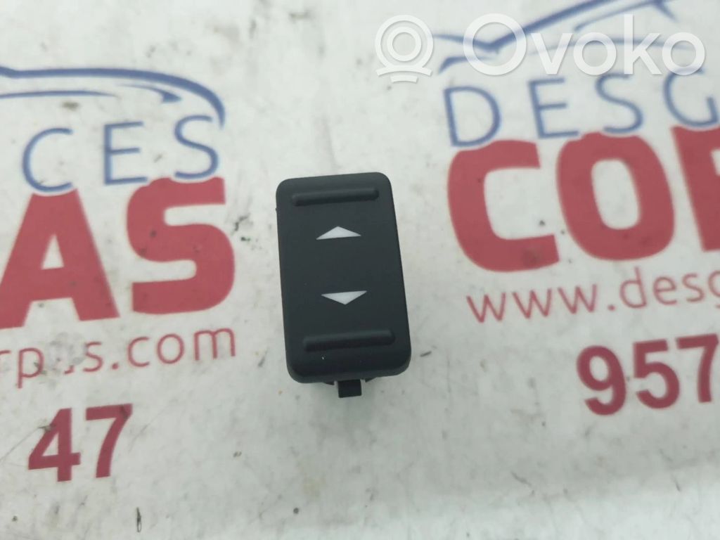 Electric window control switch   7M5T14529AA