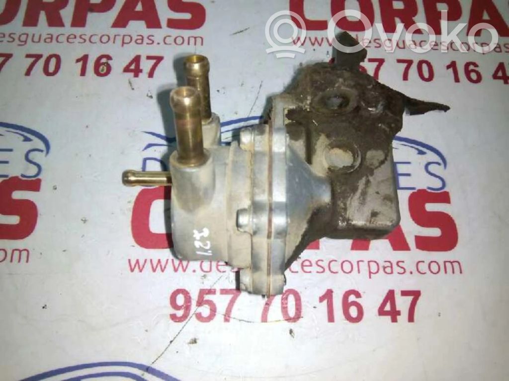 Renault Rapid Bomba interna de combustible 