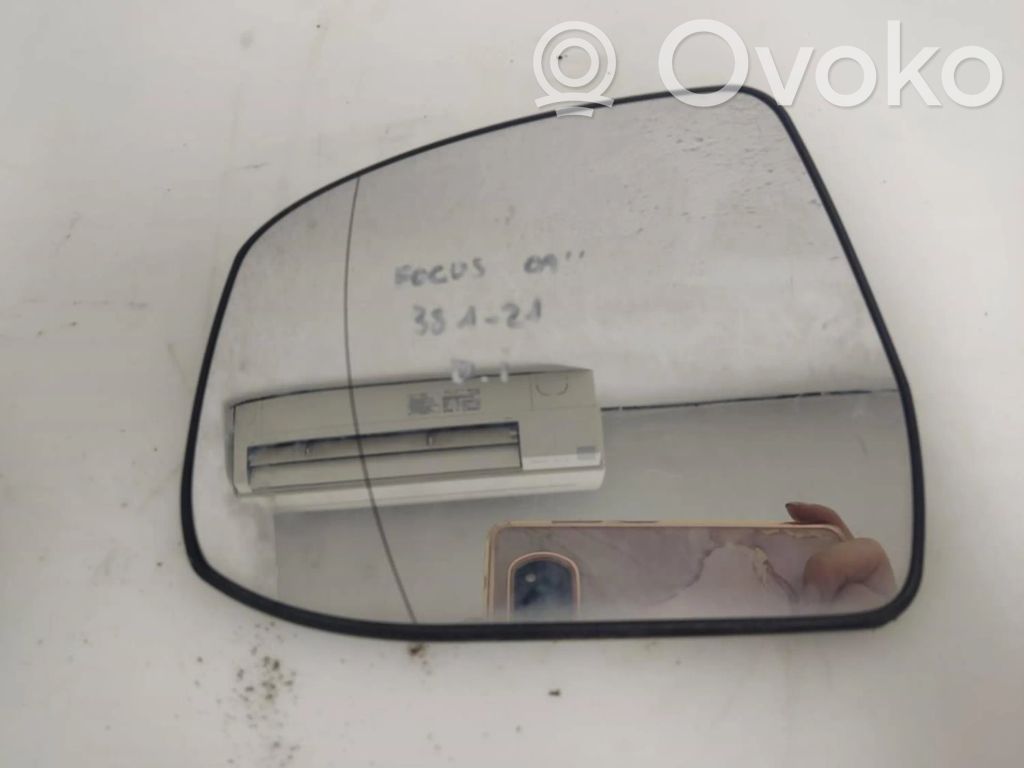 Ford Focus Sivupeilin lasi 