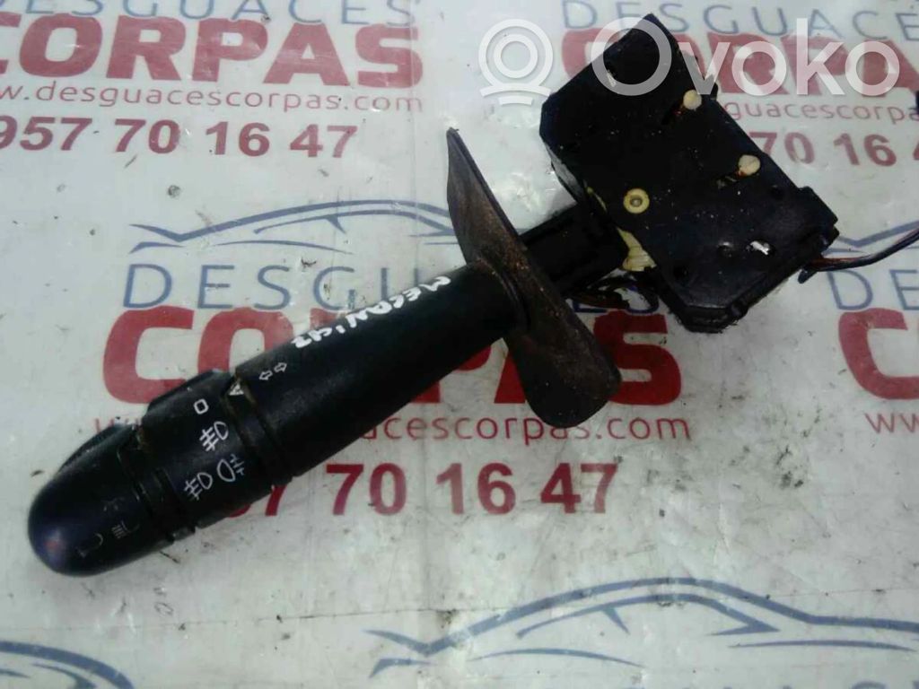 Interruptor de luz   7701040730