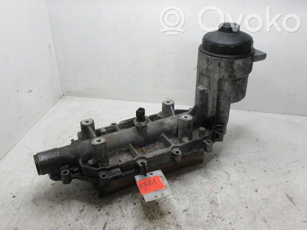 Oil filter mounting bracket   7788664