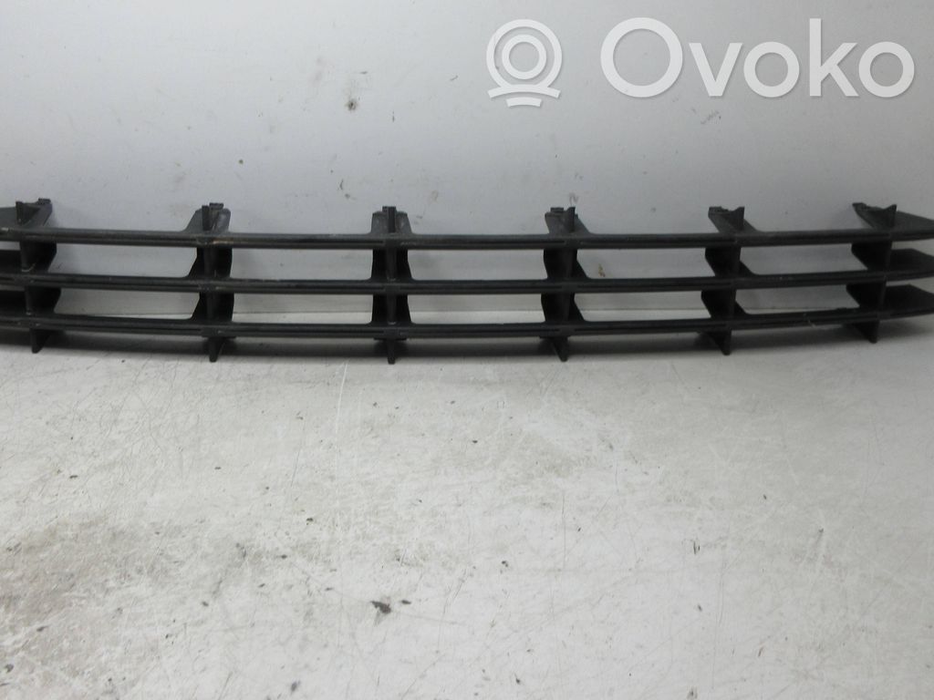 Audi A8 S8 D3 4E Front bumper lower grill 
