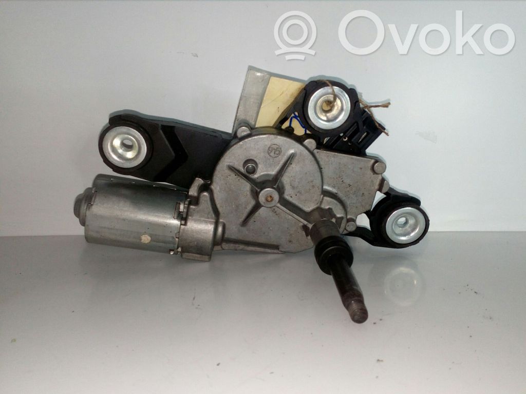 Wischermotor Heckscheibe   BOSCH,3PINES