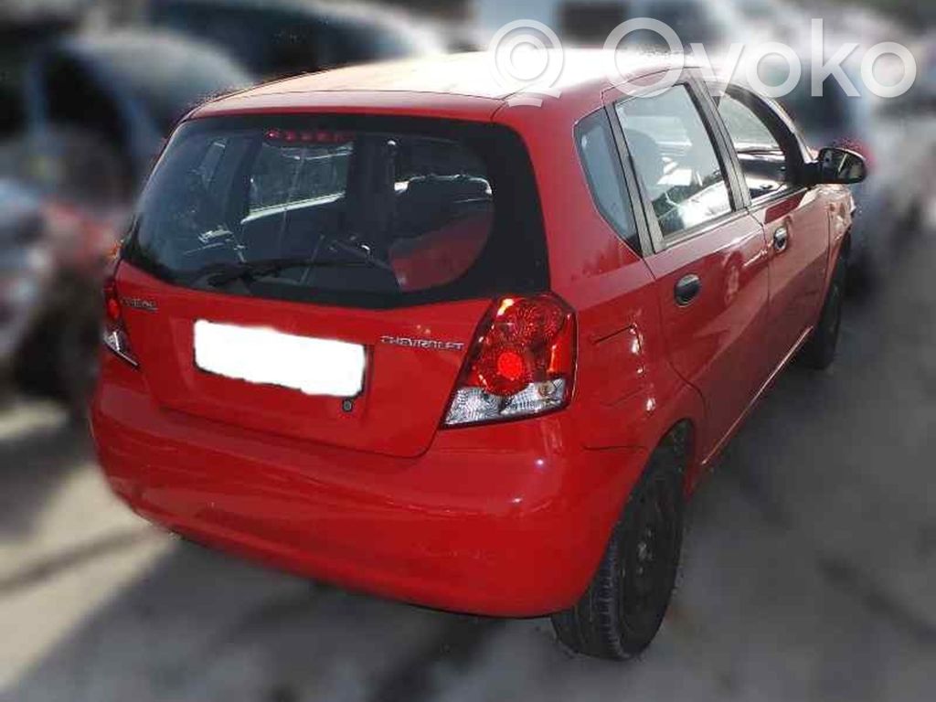 Chevrolet Aveo Priekinis pusašis 