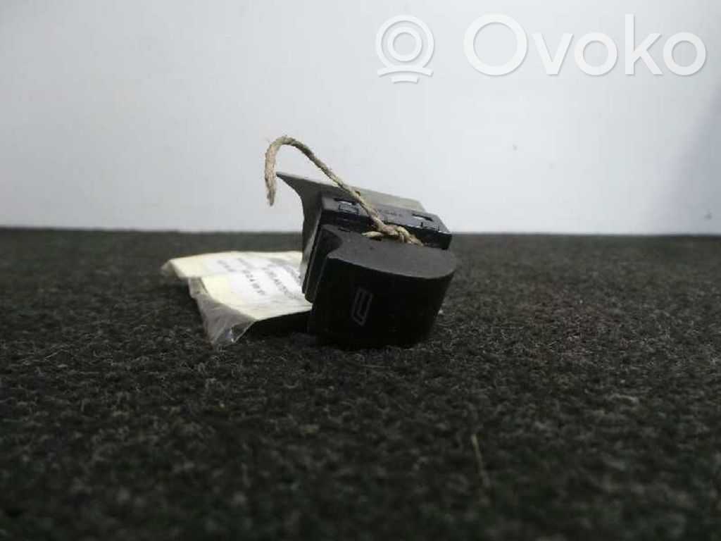 Audi A6 Allroad C5 Electric window control switch 