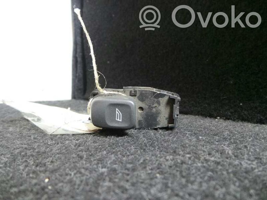 Interruptor del elevalunas eléctrico   5PNES