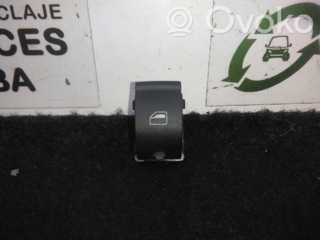 Audi A4 Allroad Electric window control switch 