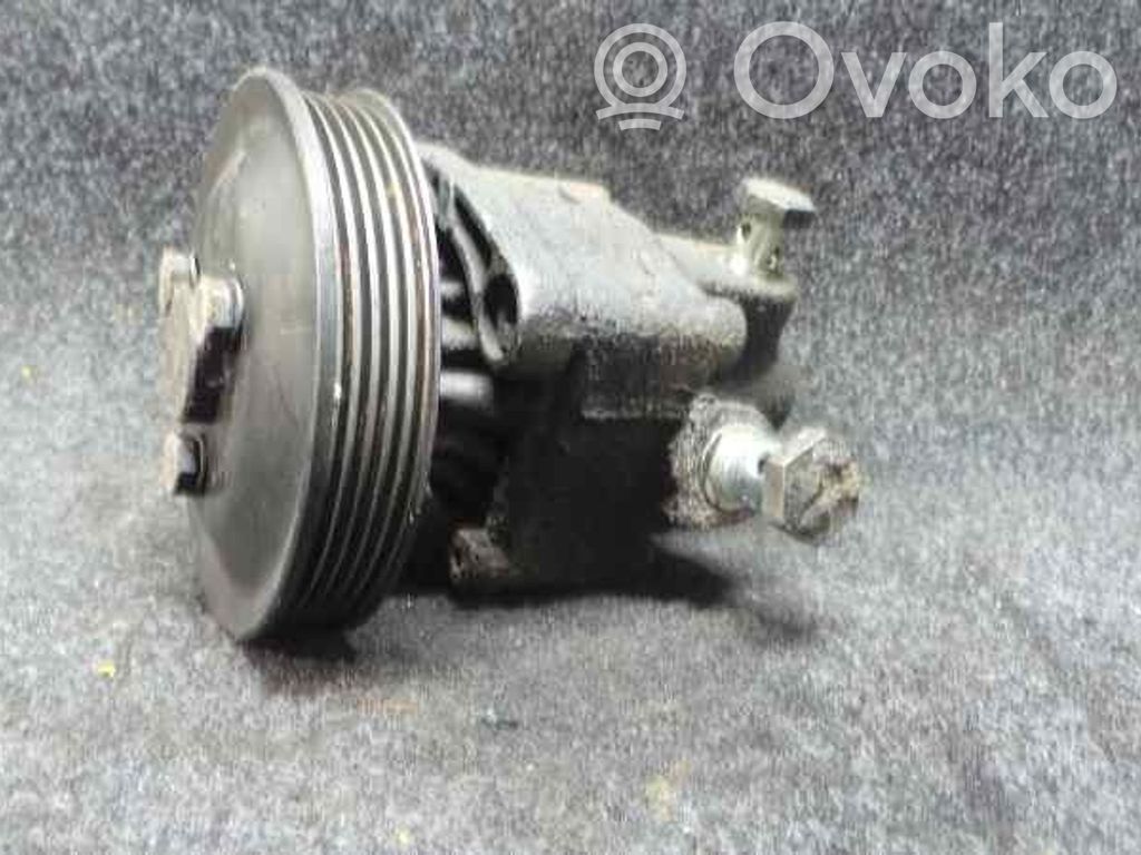 Opel Omega B1 Power steering pump 