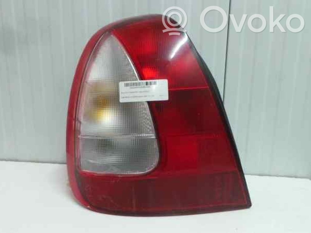 Rear/tail lights   9699,4PUERTAS