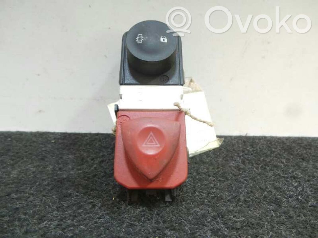 Hazard light switch   DELPHI,6PINES