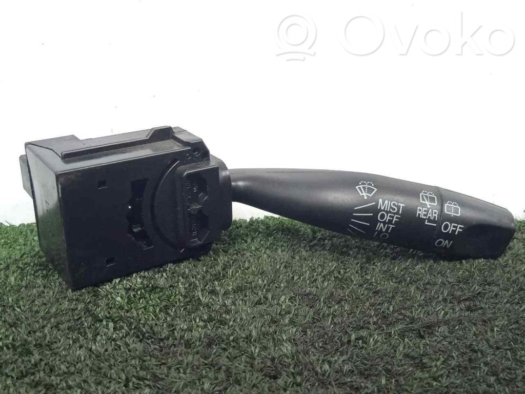 Pyyhkijän vipu   M18634