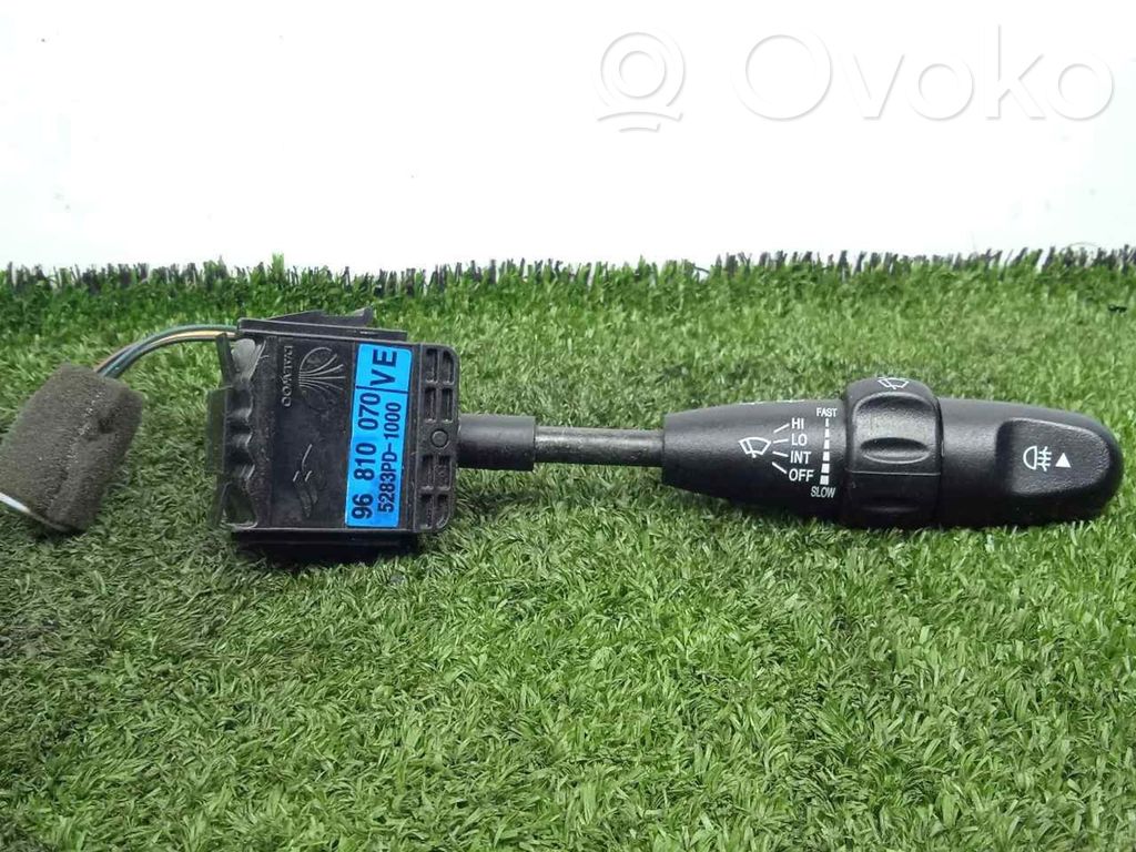 Chevrolet Aveo Wiper control stalk 