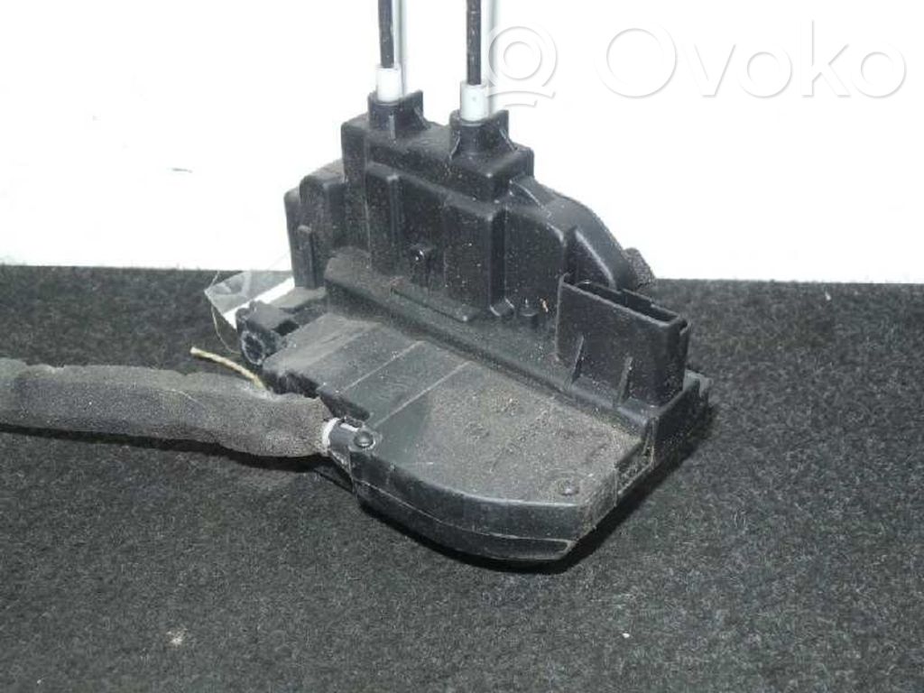 Cerradura de puerta trasera   2PINES