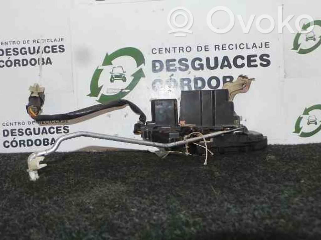 KIA Carnival Front door lock 