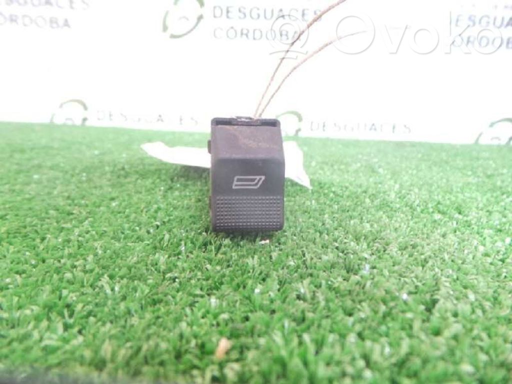 Electric window control switch   4D0959855,1BOTON,5PIES
