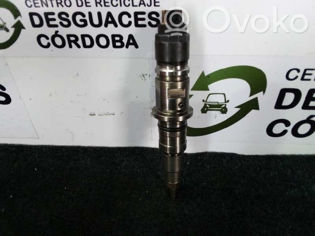 Fuel injector