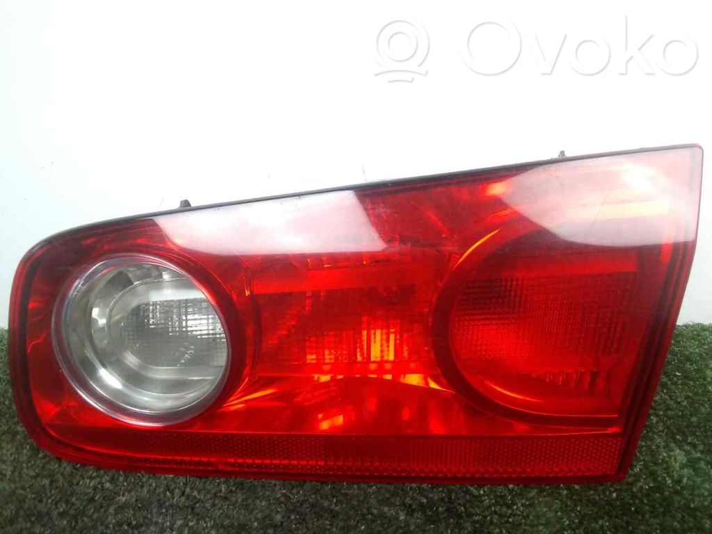 Tailgate rear/tail lights   0507