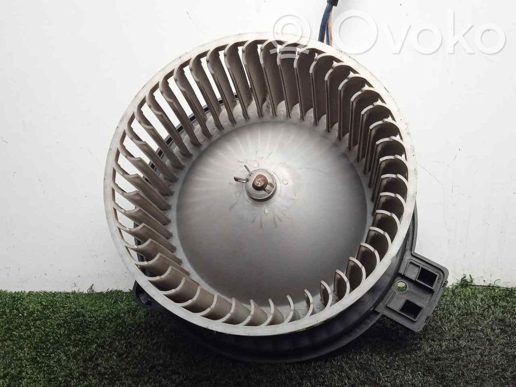 Mazda 2 Mazā radiatora ventilators 