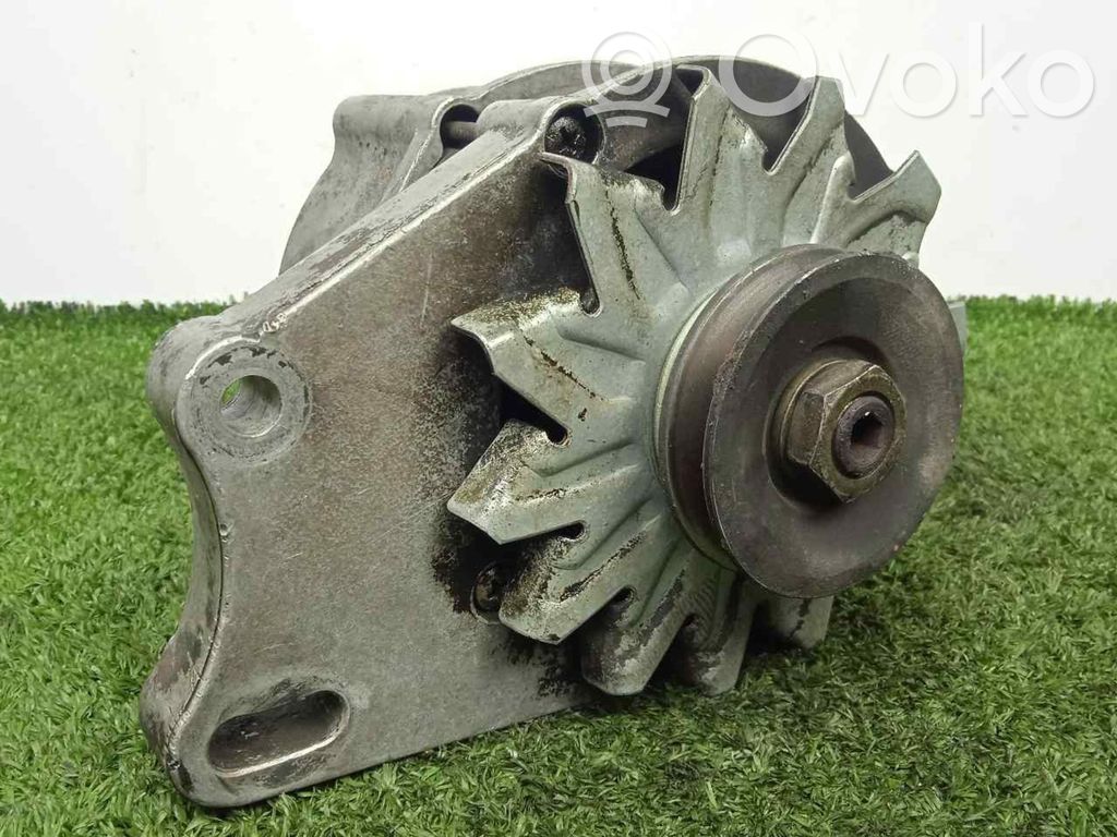 Generator/alternator   9120144240,45AHBOSCH,POLEAFIJA1CANAL