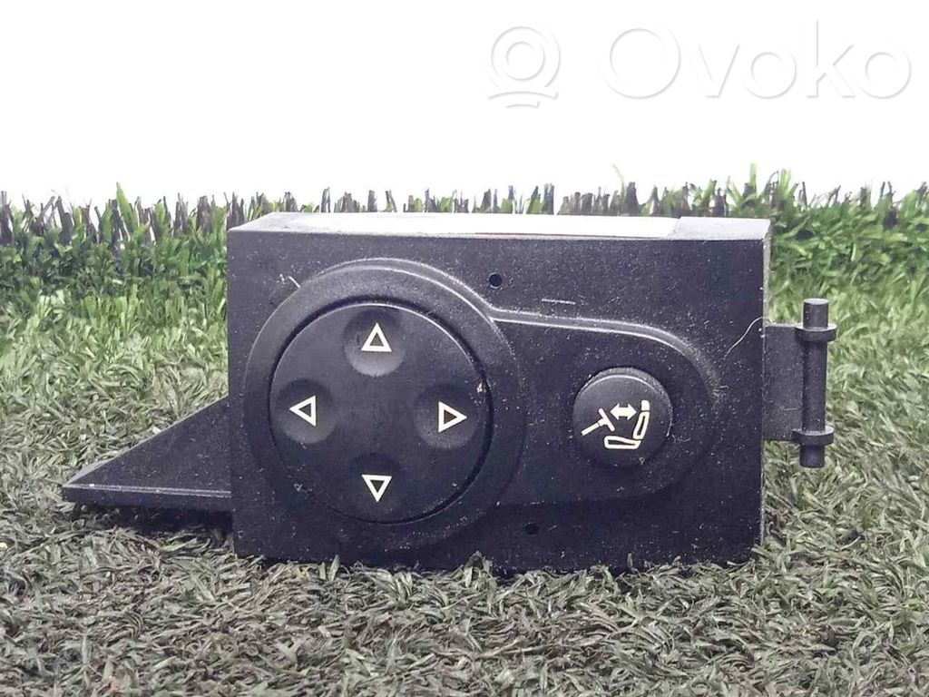 Muut ohjainlaitteet/moduulit   3D0953551