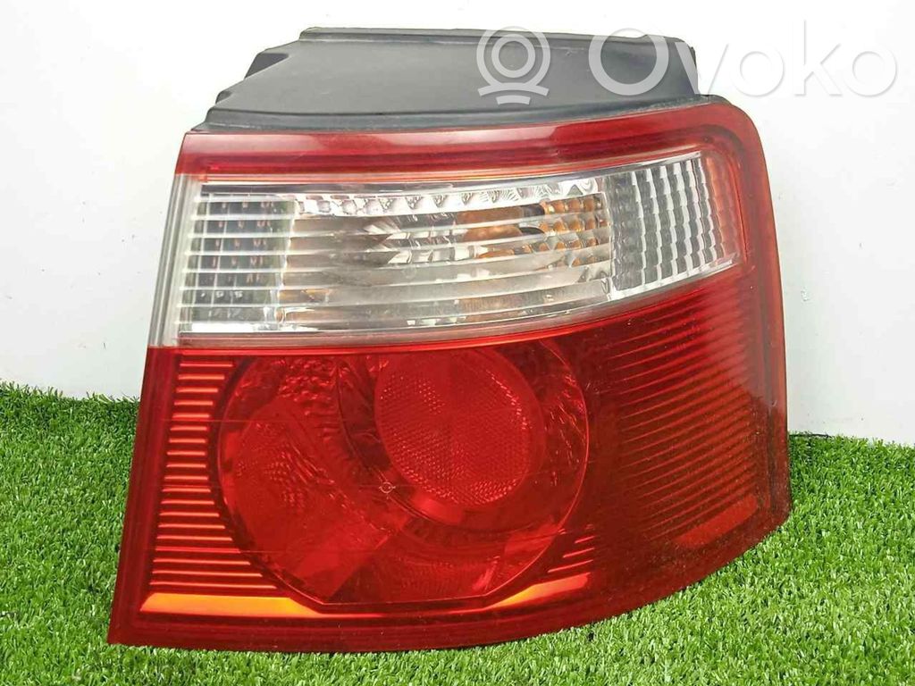 Rear/tail lights   0206