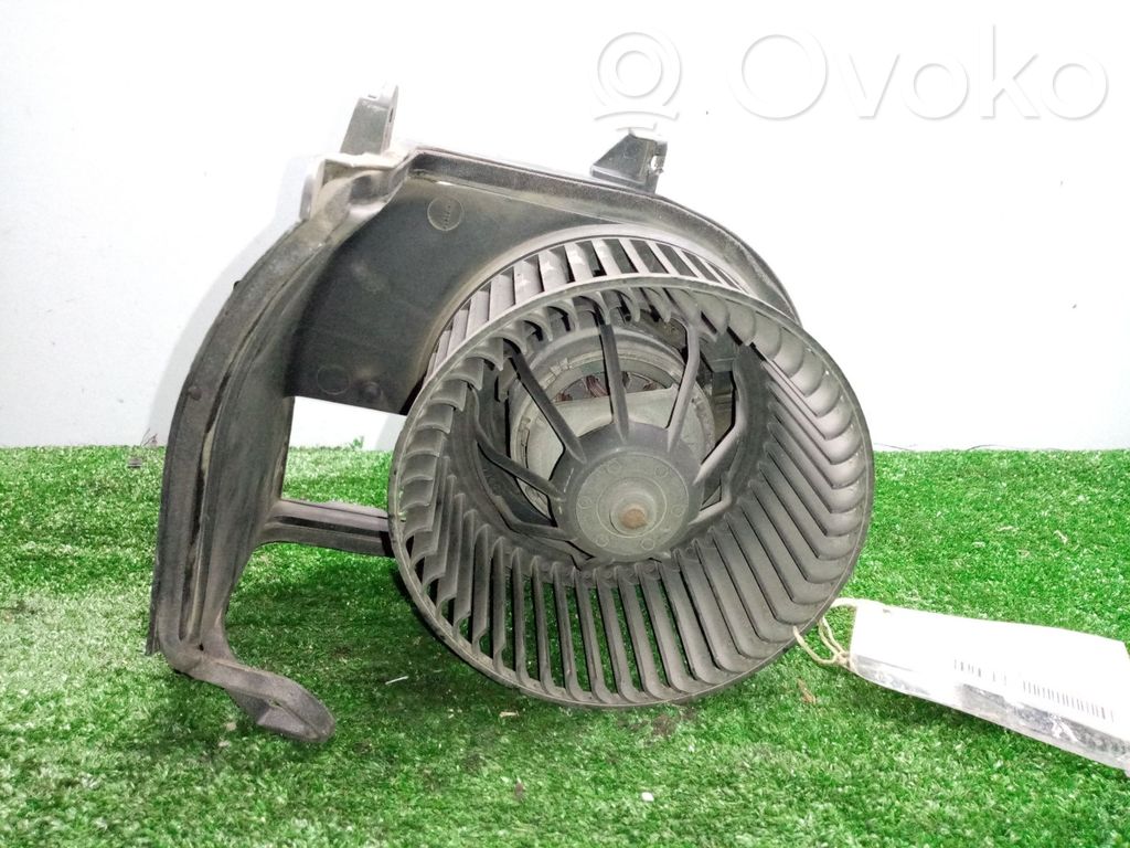 Mazā radiatora ventilators   SINREFERENCIA,9708,145MM