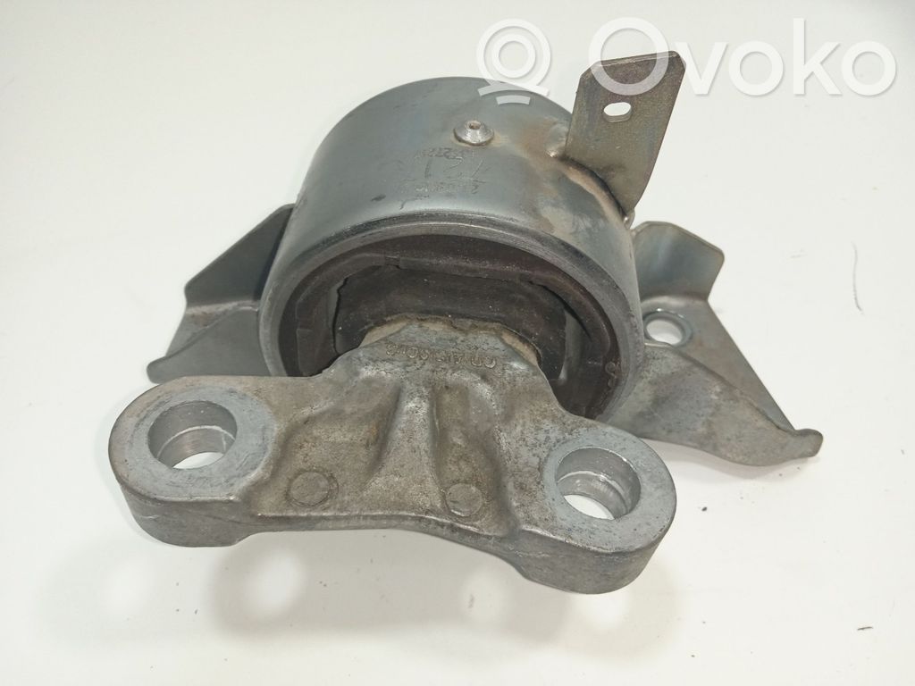 Soporte de montaje del motor   13427217